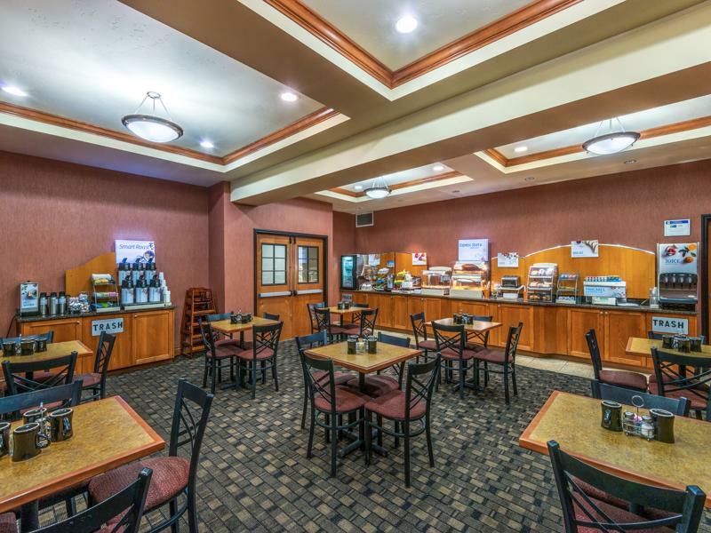 弗纳尔快捷假日酒店 外观 照片